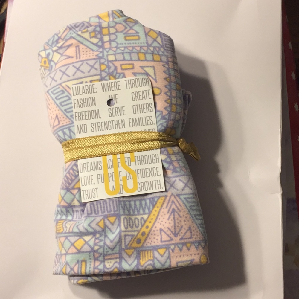 LuLaRoe OS leggings
